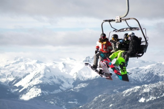 Les Stations de Ski Canadienne qui Accueillent les VRs à Bras Ouvert