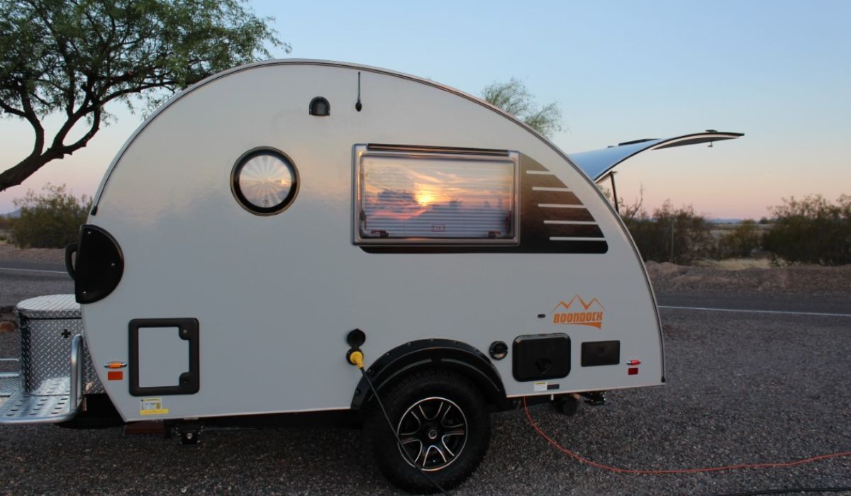 Used small travel trailers deals for sale