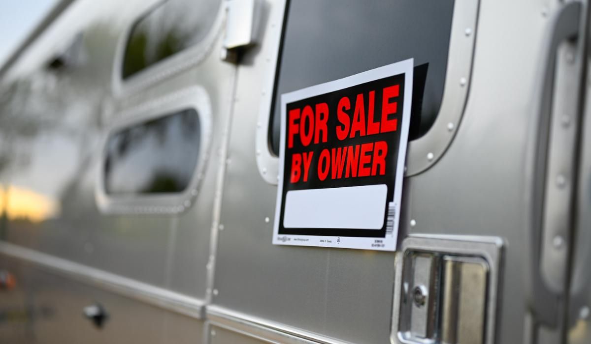 How to Sell an RV: Top 10 Tips for a Smooth Sale