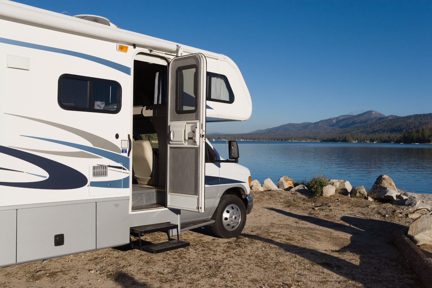 How to Price Your RV Listing on RVezy for a California Summer Season